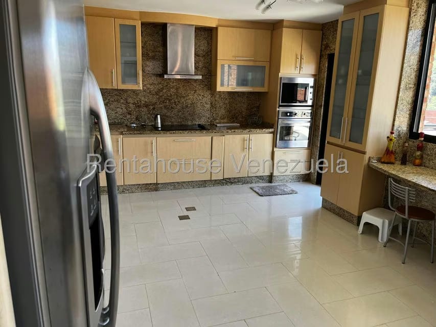 Casa (Multipes Niveles) en Venta en Alto Hatillo, Distrito Metropolitano - 12