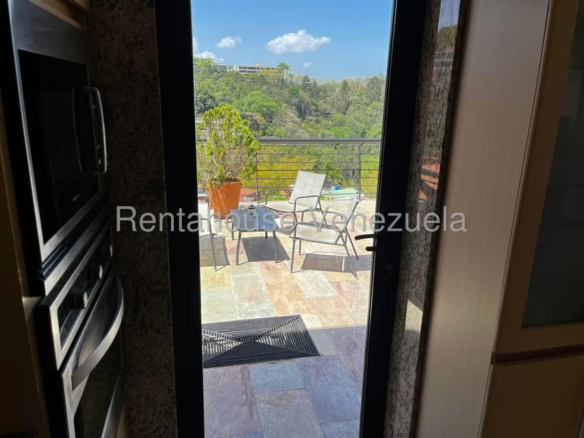 Casa (Multipes Niveles) en Venta en Alto Hatillo, Distrito Metropolitano - 16