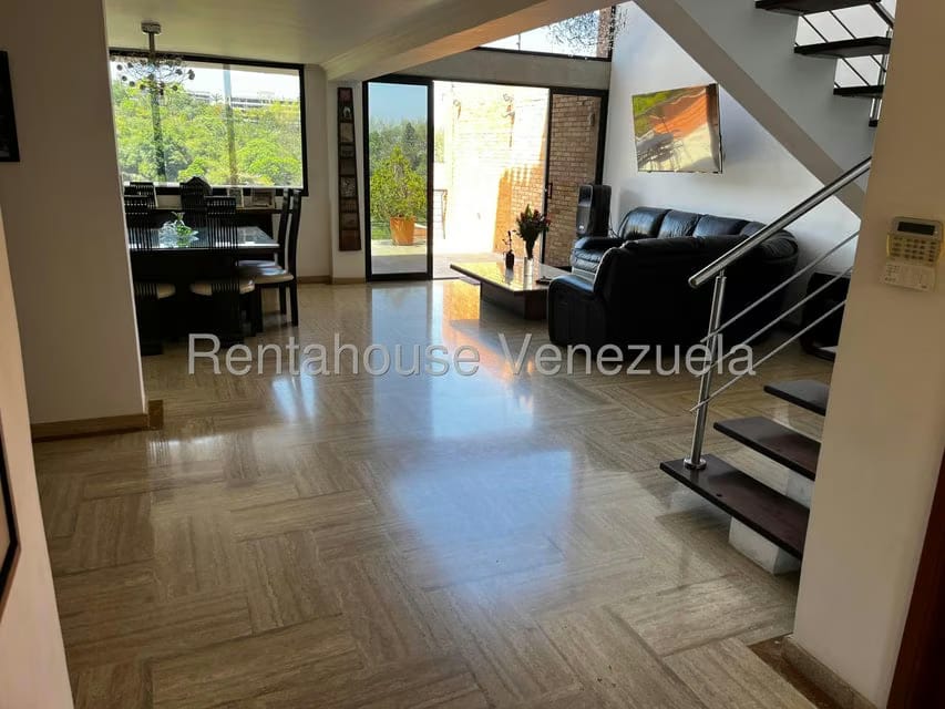 Casa (Multipes Niveles) en Venta en Alto Hatillo, Distrito Metropolitano - 3