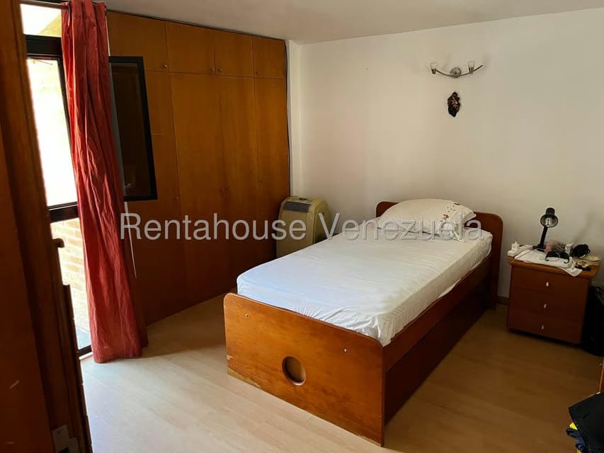 Casa (Multipes Niveles) en Venta en Alto Hatillo, Distrito Metropolitano - 36