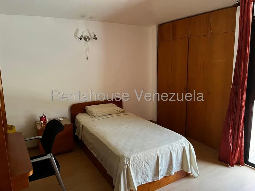 Casa (Multipes Niveles) en Venta en Alto Hatillo, Distrito Metropolitano - 38