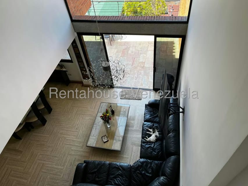 Casa (Multipes Niveles) en Venta en Alto Hatillo, Distrito Metropolitano - 41