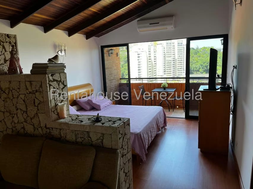Casa (Multipes Niveles) en Venta en Alto Hatillo, Distrito Metropolitano - 44