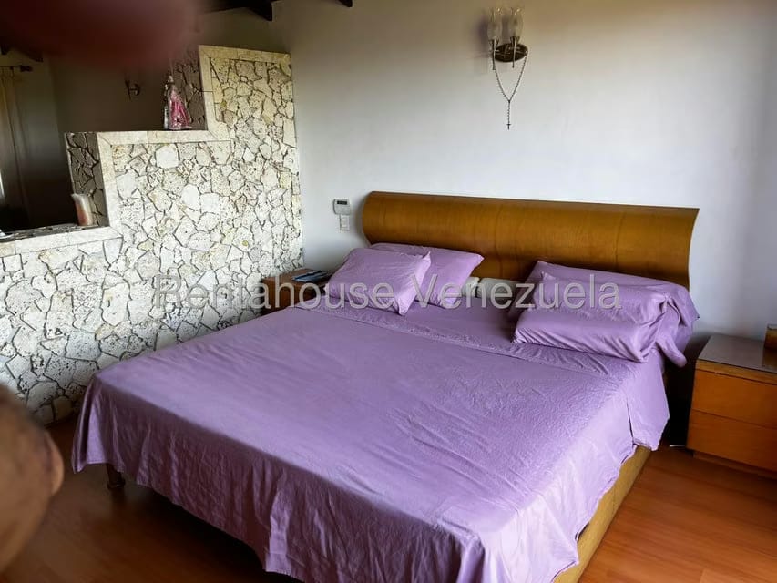 Casa (Multipes Niveles) en Venta en Alto Hatillo, Distrito Metropolitano - 45