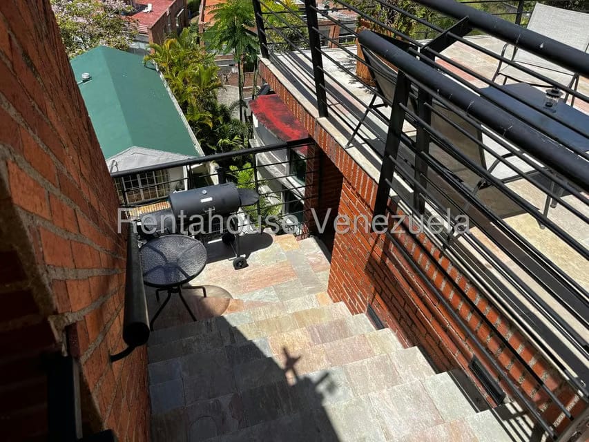 Casa (Multipes Niveles) en Venta en Alto Hatillo, Distrito Metropolitano - 51