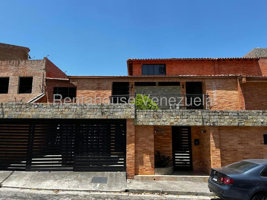 Casa (Multipes Niveles) en Venta en Alto Hatillo, Distrito Metropolitano - 60
