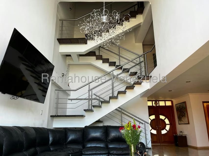 Casa (Multipes Niveles) en Venta en Alto Hatillo, Distrito Metropolitano - 7