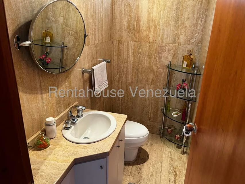 Casa (Multipes Niveles) en Venta en Alto Hatillo, Distrito Metropolitano - 8