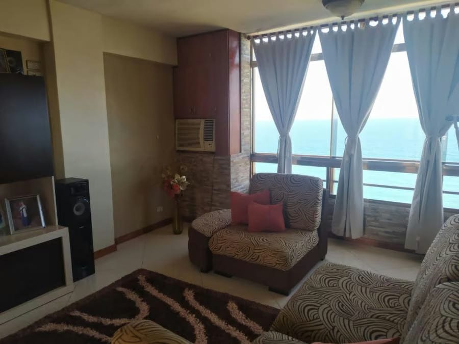 Apartamento en Venta en Maiquetia La Guaira - 8