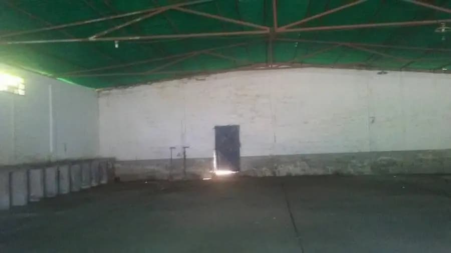 Galpon en Venta en El Tigrito - 5