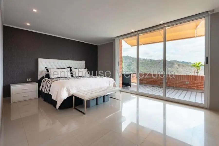 Apartamento en Alquiler en solar del hatillo Caracas - 4