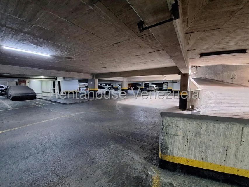 Apartamento (1 Nivel) en Alquiler en El Pedregal, Distrito Metropolitano - 18