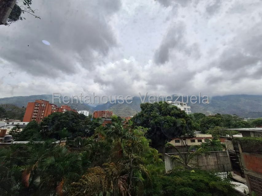 Apartamento (1 Nivel) en Alquiler en El Pedregal, Distrito Metropolitano - 5