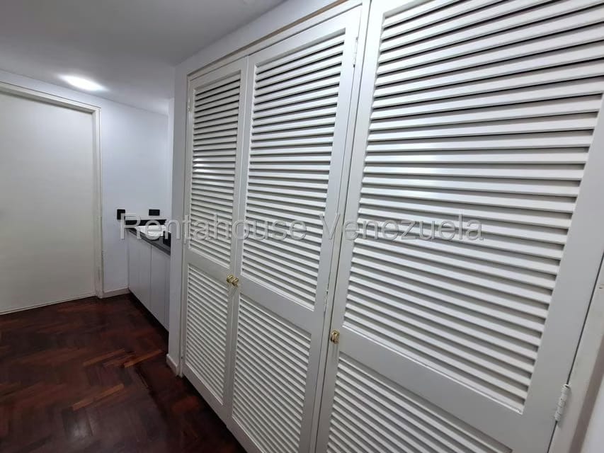 Apartamento (1 Nivel) en Alquiler en El Pedregal, Distrito Metropolitano - 10