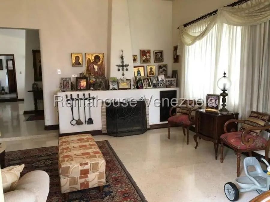 Casa en Venta en monte elena Caracas