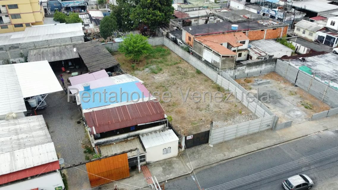 Terreno (Comercial) en Venta en Centro, Portuguesa - 11