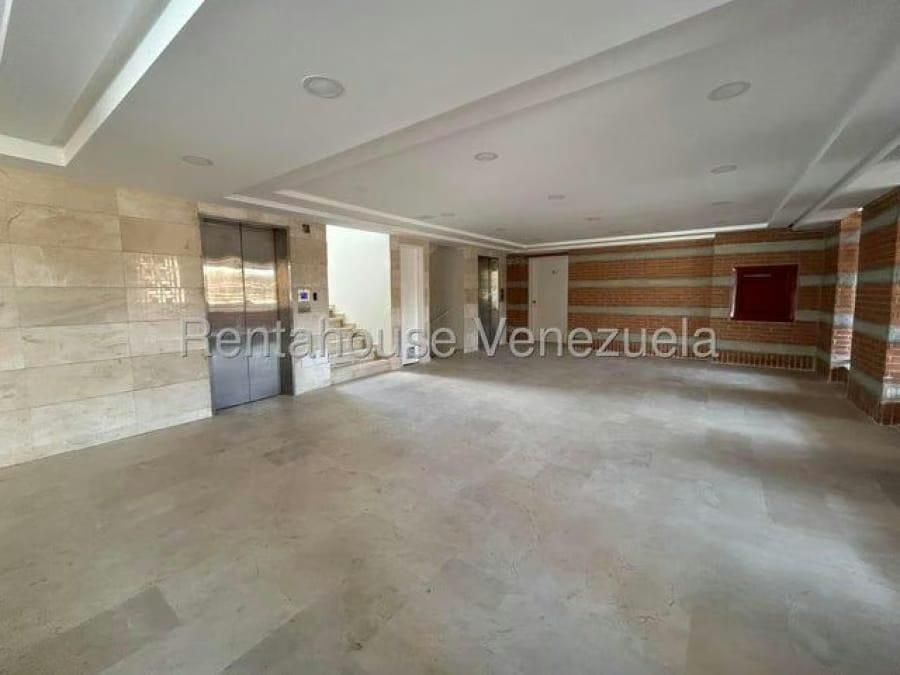 Apartamento en Venta en oripoto Caracas - 2