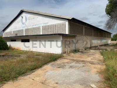 ZONA INDUSTRIAL SUR. CAVAS Y CUARTO FRIO - 6