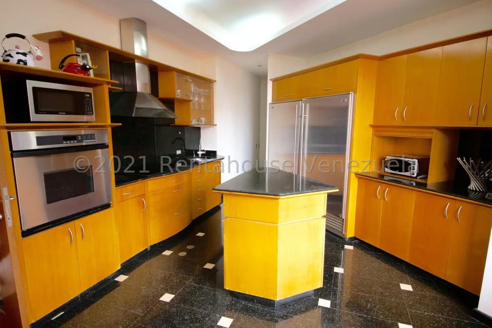 Apartamento (Duplex) en Venta en Los Samanes, Distrito Metropolitano - 4