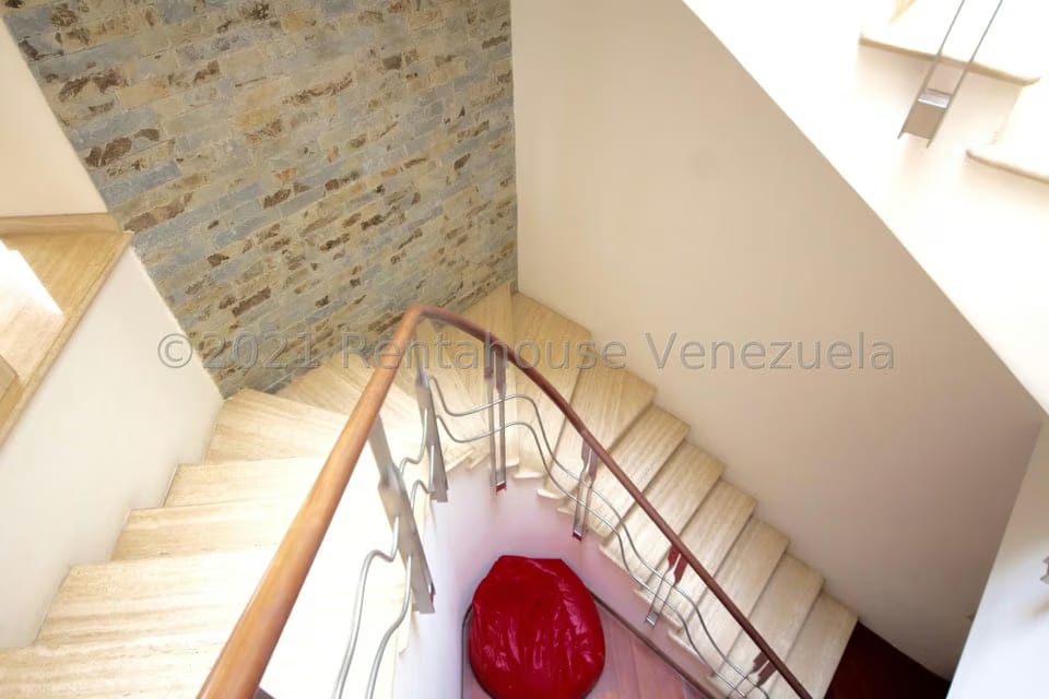 Apartamento (Duplex) en Venta en Los Samanes, Distrito Metropolitano - 35