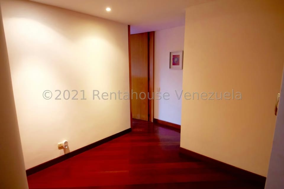 Apartamento (Duplex) en Venta en Los Samanes, Distrito Metropolitano - 38