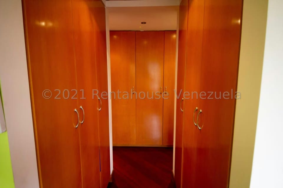 Apartamento (Duplex) en Venta en Los Samanes, Distrito Metropolitano - 41