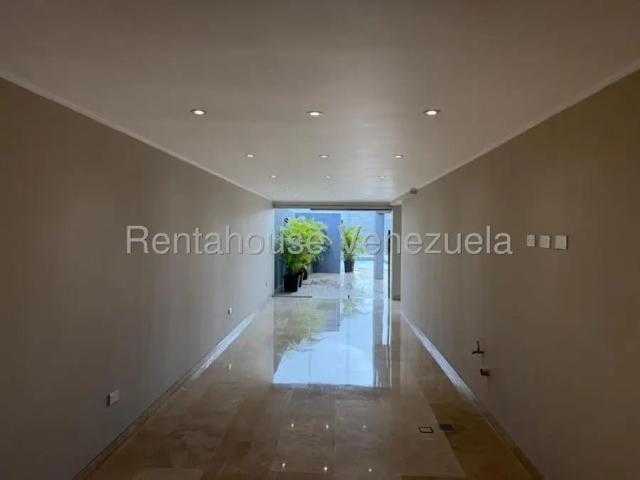 Casa en Venta en Santa Paula Caracas - 4