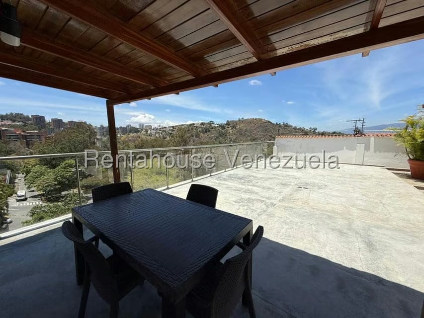 Casa (Duplex) en Venta en Los Naranjos del Cafetal, Distrito Metropolitano - 11