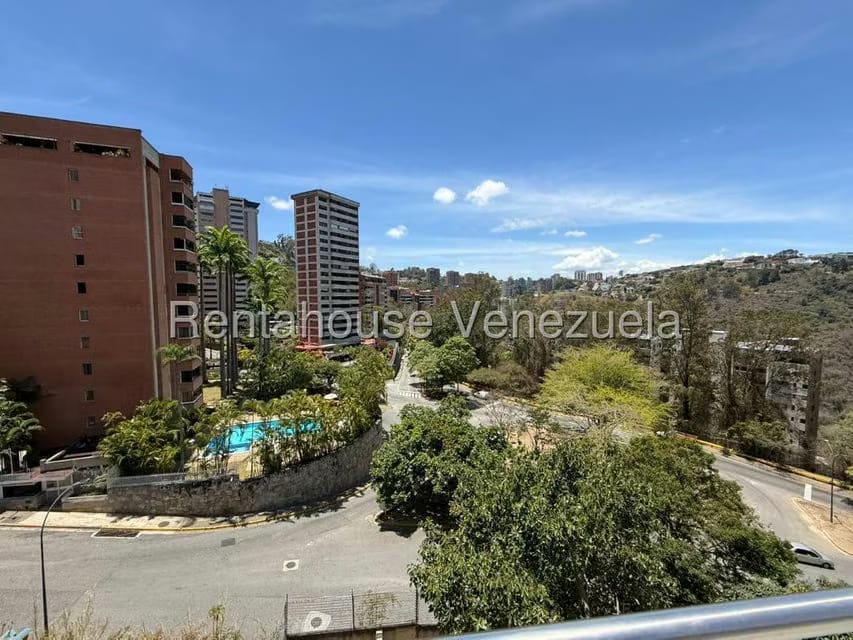 Casa (Duplex) en Venta en Los Naranjos del Cafetal, Distrito Metropolitano - 12