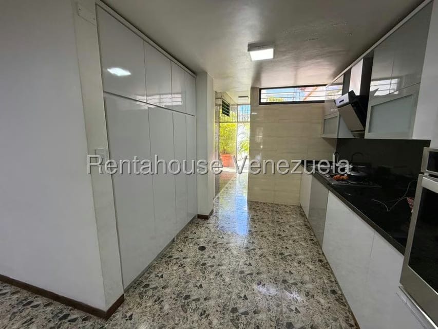 Casa (Duplex) en Venta en Los Naranjos del Cafetal, Distrito Metropolitano - 19