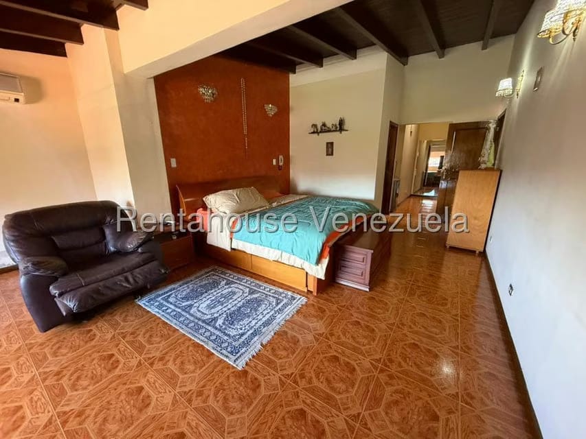 Casa (Duplex) en Venta en Los Naranjos del Cafetal, Distrito Metropolitano - 30