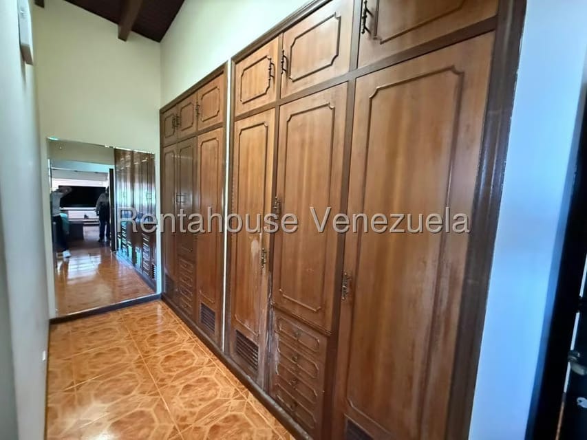 Casa (Duplex) en Venta en Los Naranjos del Cafetal, Distrito Metropolitano - 32