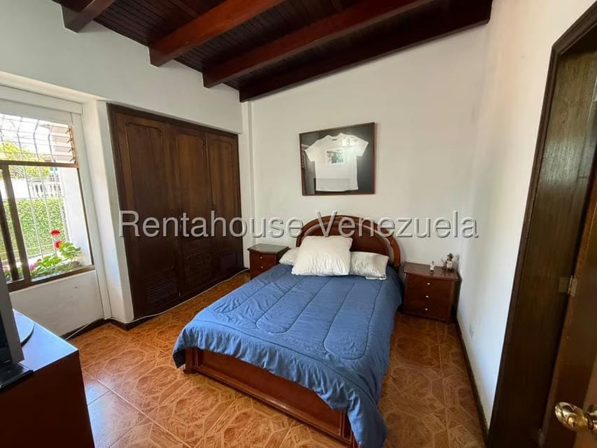 Casa (Duplex) en Venta en Los Naranjos del Cafetal, Distrito Metropolitano - 35