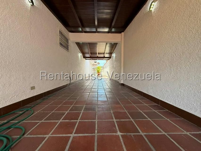 Casa (Duplex) en Venta en Los Naranjos del Cafetal, Distrito Metropolitano - 7
