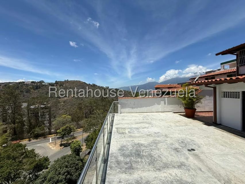 Casa (Duplex) en Venta en Los Naranjos del Cafetal, Distrito Metropolitano - 9