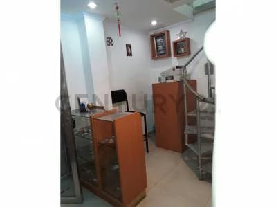 EXCELENTE LOCAL COMERCIAL EN VENTA CON FONDO DE COMERCIO - 4