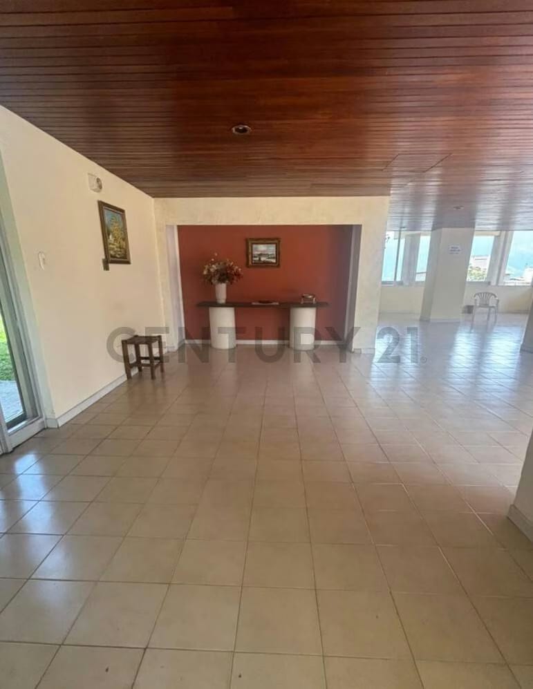APARTAMENTO EN VENTA EN LOS SAMANES - 3
