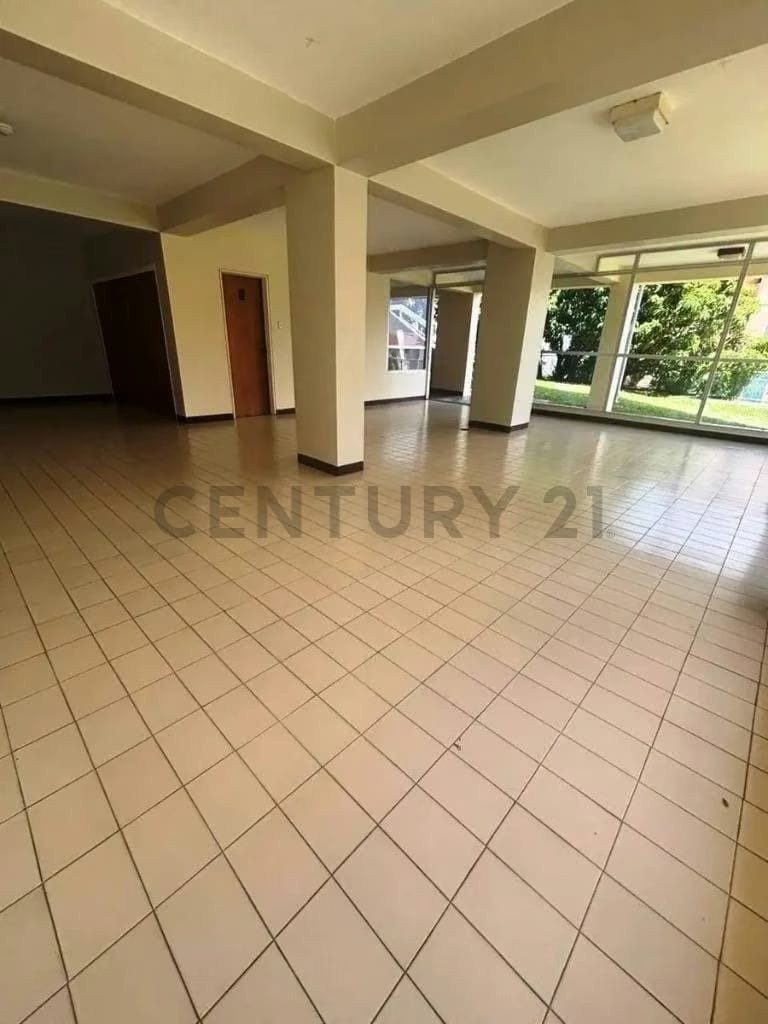 APARTAMENTO EN VENTA EN LOS SAMANES - 4