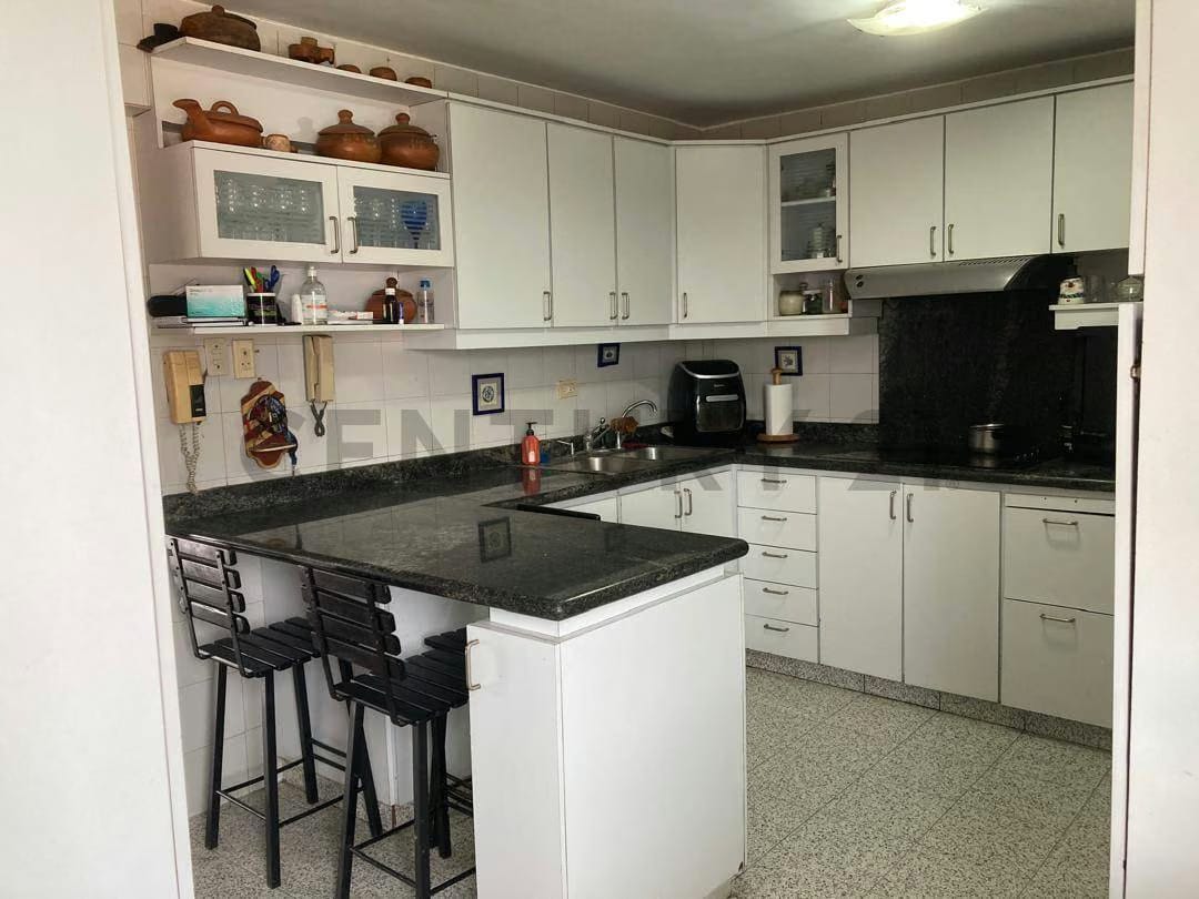 APARTAMENTO EN VENTA EN LOS SAMANES - 9