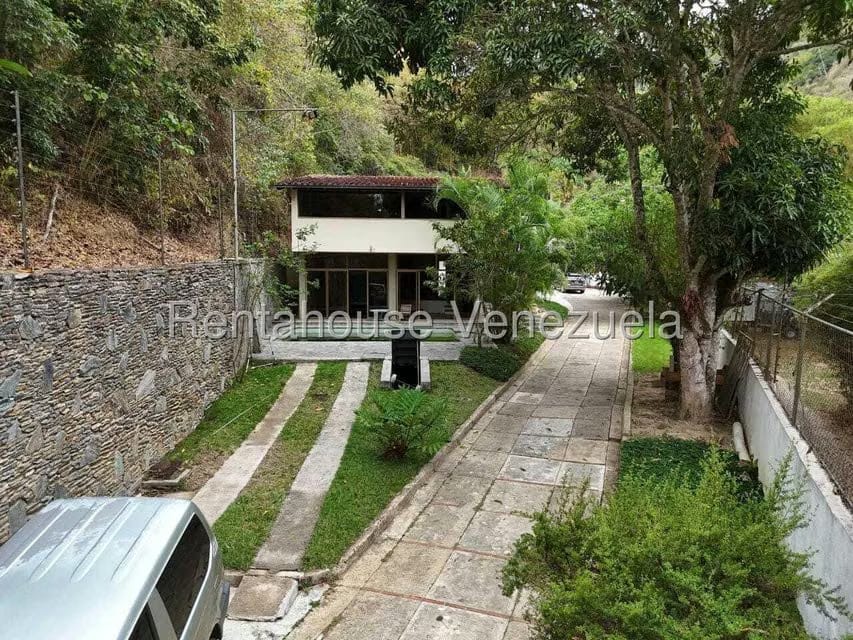 Casa (Casas de Campo) en Venta en Oripoto, Distrito Metropolitano - 5