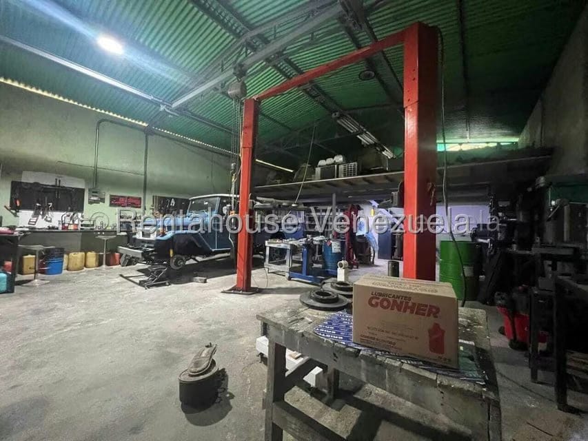 Casa (Casas de Campo) en Venta en Oripoto, Distrito Metropolitano - 41