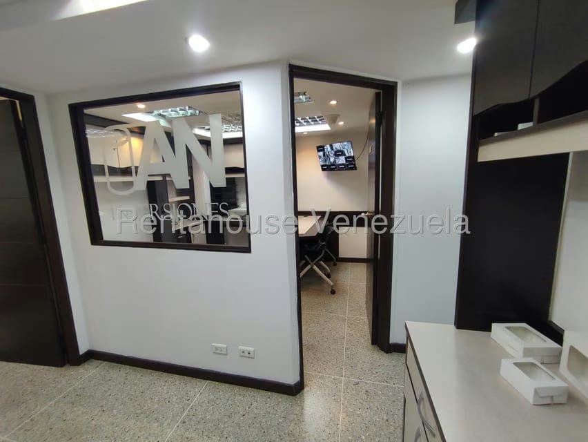 Comercial (Local Comercial) en Venta en Parroquia Santa Rosalia, Distrito Metropolitano - 6