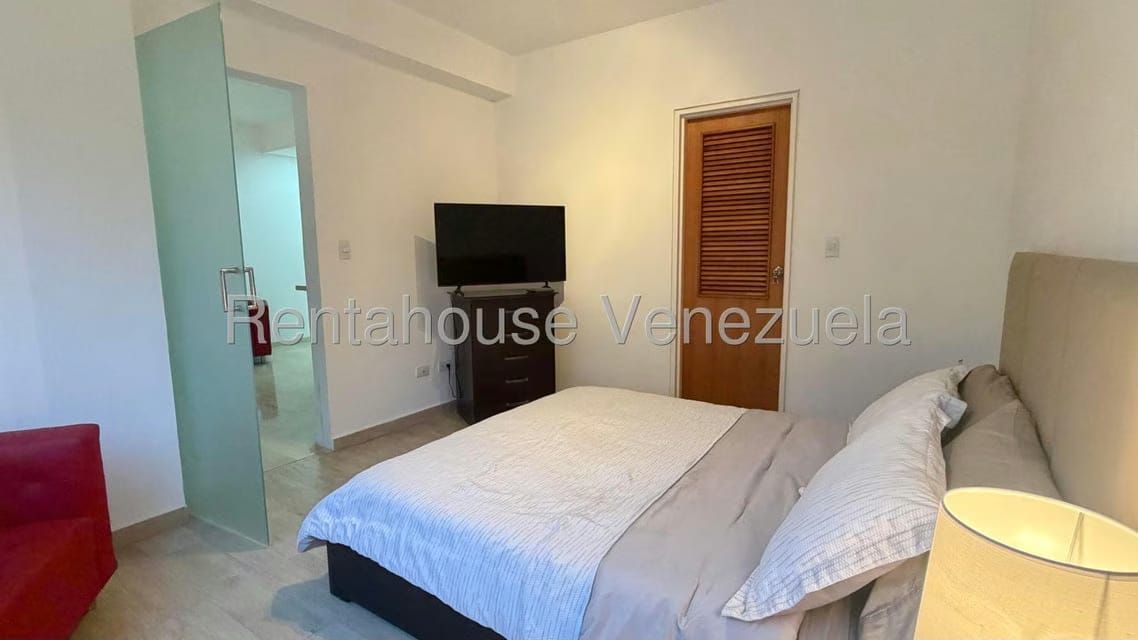 Apartamento (1 Nivel) en Venta en Solar del Hatillo, Distrito Metropolitano - 20
