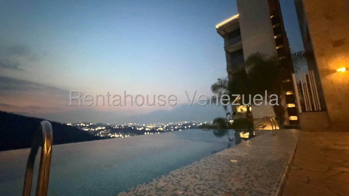 Apartamento (1 Nivel) en Venta en Solar del Hatillo, Distrito Metropolitano - 26