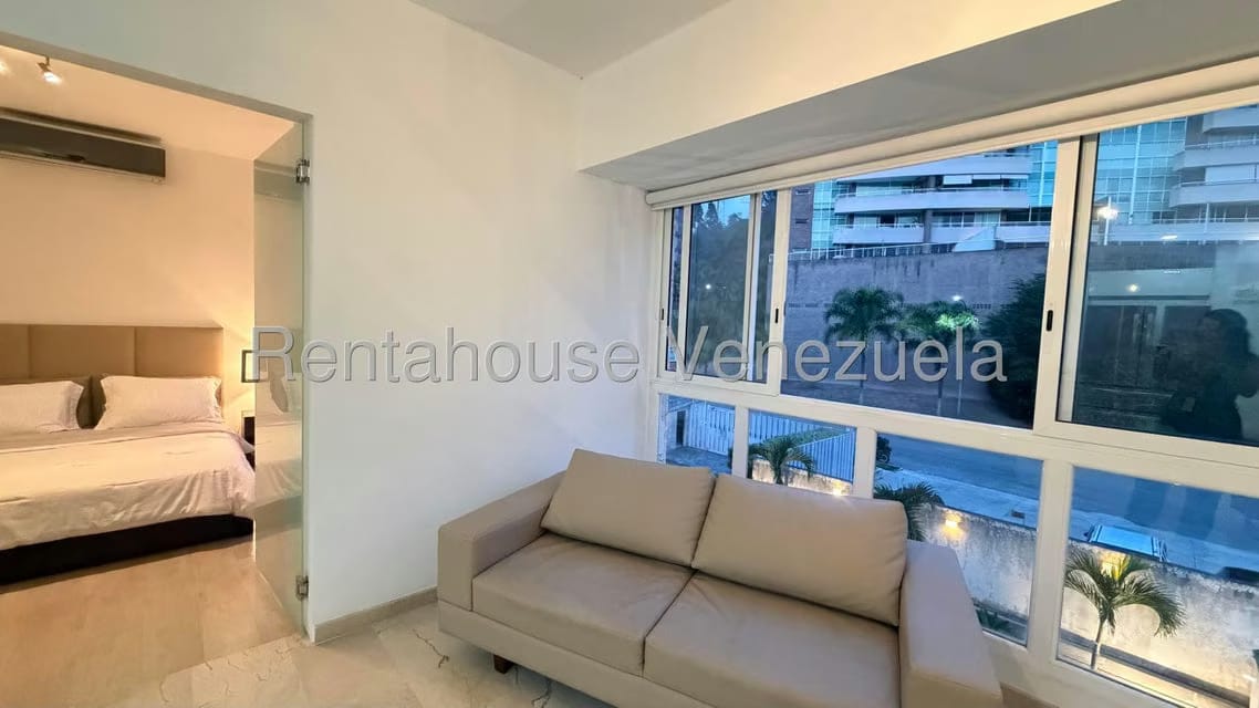 Apartamento (1 Nivel) en Venta en Solar del Hatillo, Distrito Metropolitano - 9