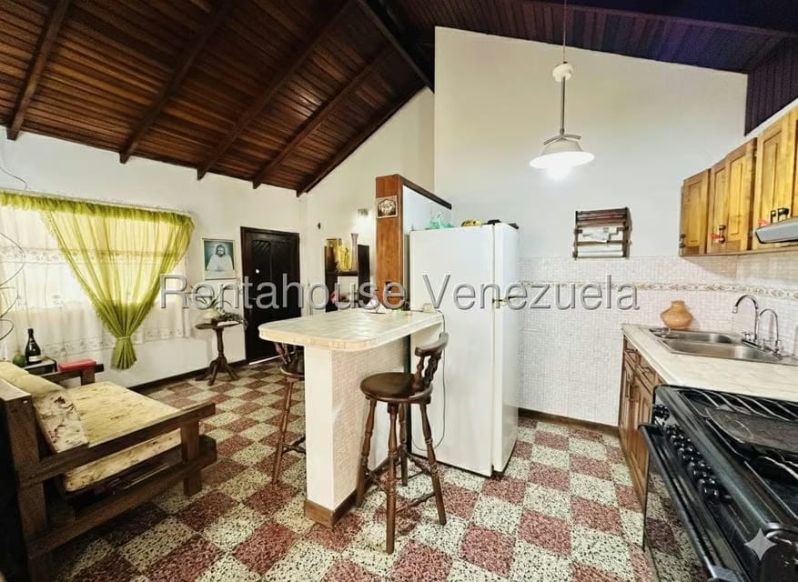 Casa (Colonial) en Venta en La Colonia Tovar, Aragua - 2
