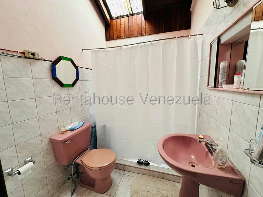 Casa (Colonial) en Venta en La Colonia Tovar, Aragua - 11