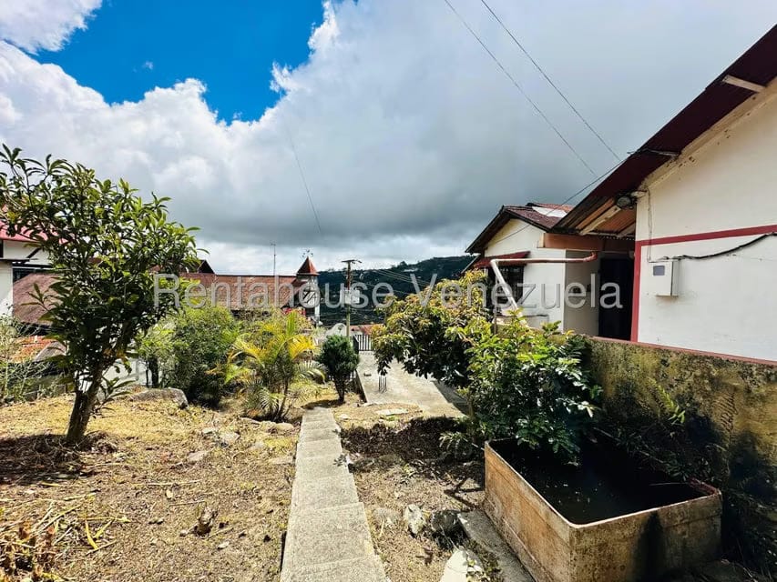 Casa (Colonial) en Venta en La Colonia Tovar, Aragua - 22