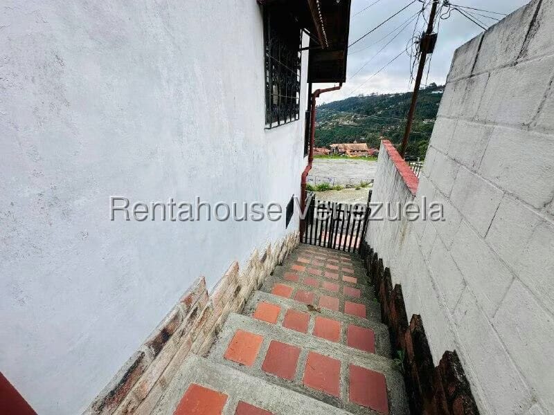 Casa (Colonial) en Venta en La Colonia Tovar, Aragua - 24