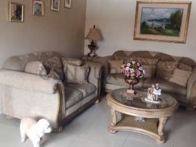 SE VENDE casa en Urbanismo Sector Juanico - 2